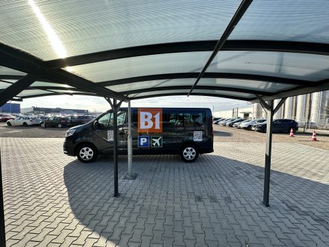 B1 Parking zadaszony – parking przy lotnisku Kraków Balice, zdjęcie 4