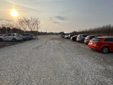 C3 Parking – parking przy lotnisku Kraków Balice, zdjęcie 2