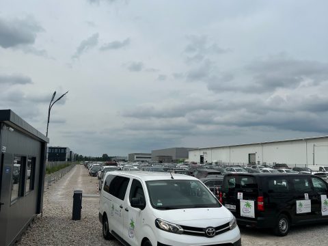 Holiday Parking – parking przy lotnisku Warszawa Chopin, zdjęcie 5