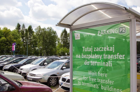 Oficjalny Parking P2 – parking przy lotnisku Katowice Pyrzowice, zdjęcie 3