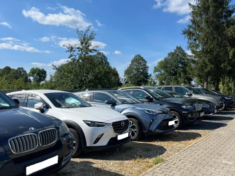 Parking Beta – parking przy lotnisku Katowice Pyrzowice, zdjęcie 2