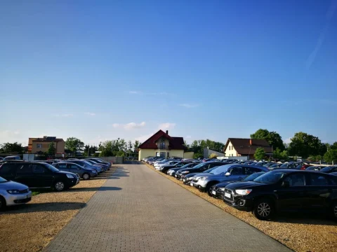 Parking Darex – parking przy lotnisku Katowice Pyrzowice, zdjęcie 2
