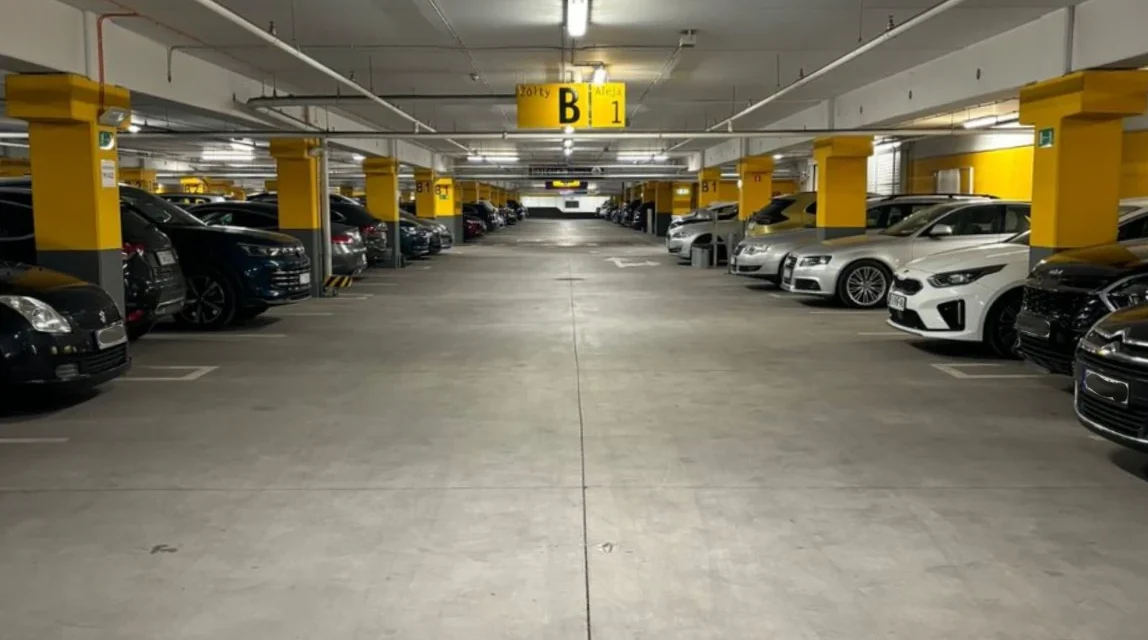 Parking MarcelinPark – parking przy lotnisku Poznań Ławica