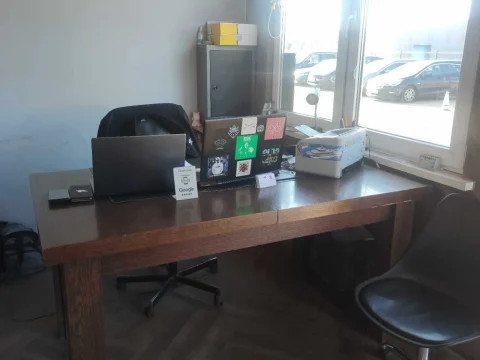 Parking na 5 – parking przy lotnisku Katowice Pyrzowice, zdjęcie 5