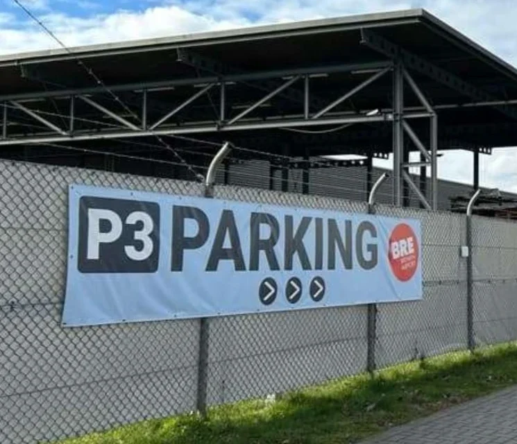 Parking naziemny P3 - Oficjalny parking lotniskowy – parking przy lotnisku Brema