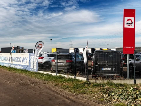 Parking Okęcie Południe – parking przy lotnisku Warszawa Chopin, zdjęcie 3