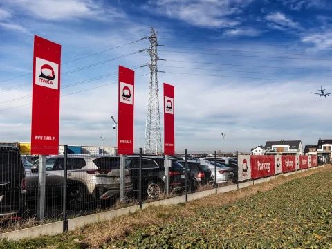 Parking Okęcie Południe – parking przy lotnisku Warszawa Chopin, zdjęcie 4