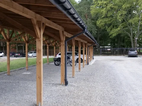 Parking Zielony Kompleks Dwór Ostoya – parking przy lotnisku Rzeszów Jasionka, zdjęcie 3