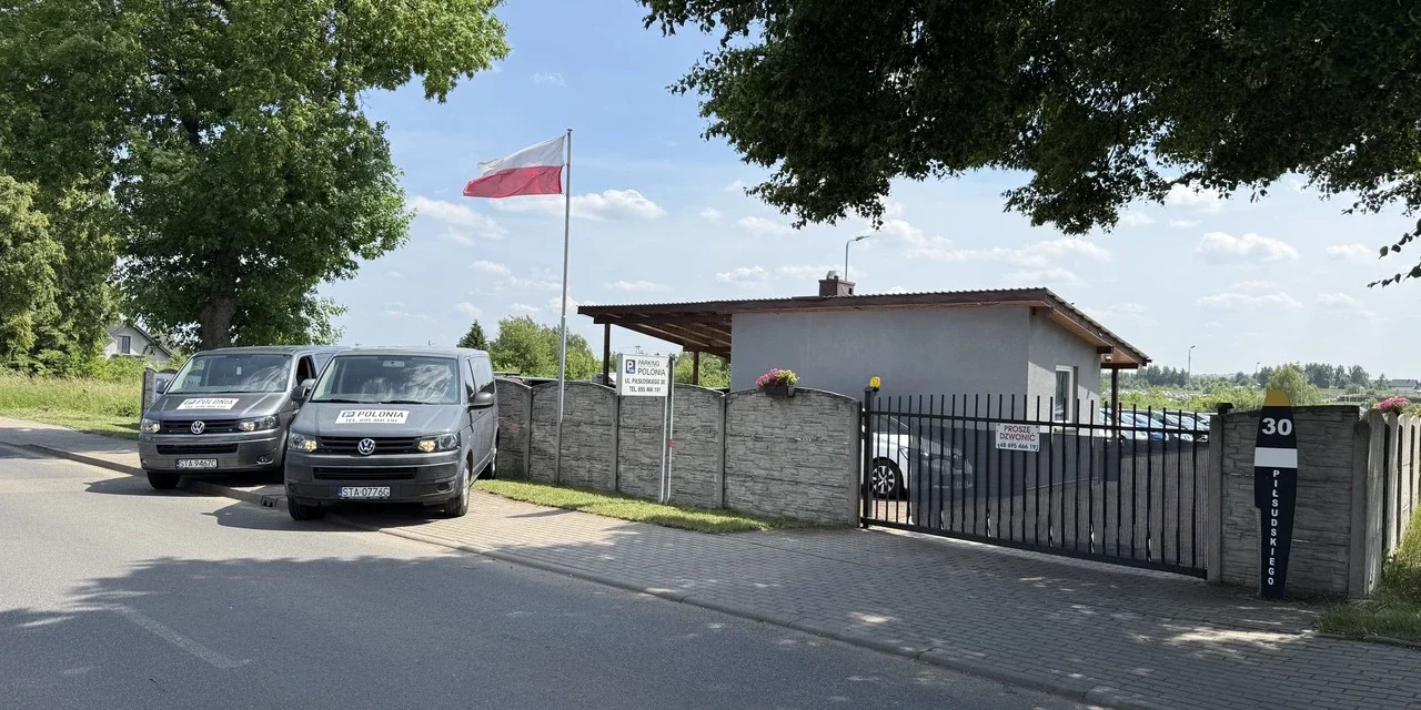 Polonia – parking przy lotnisku Katowice Pyrzowice