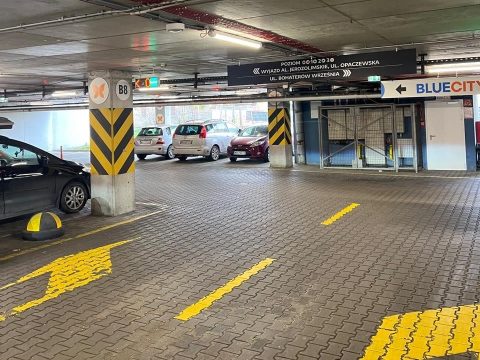 Prking P2 - Okęcie Północ Wielopoziomowy – parking przy lotnisku Warszawa Chopin, zdjęcie 3