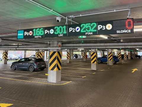 Prking P2 - Okęcie Północ Wielopoziomowy – parking przy lotnisku Warszawa Chopin, zdjęcie 5