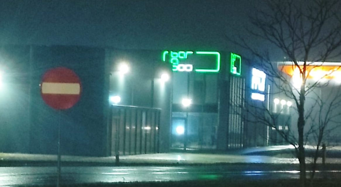 Q-Parking – parking przy lotnisku Poznań Ławica