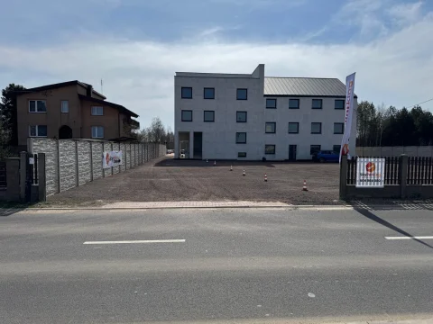 SkyParking – parking przy lotnisku Katowice Pyrzowice, zdjęcie 3