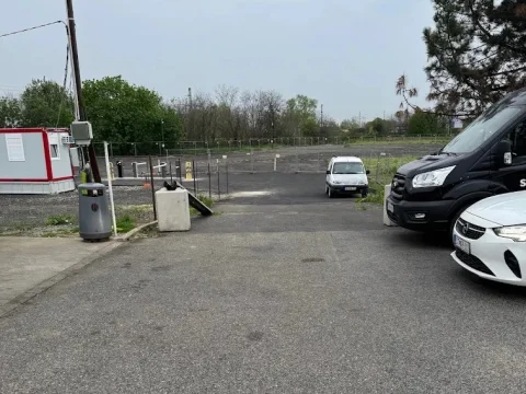 Star Park Reptéri Parkoló – parking przy lotnisku Budapeszt, zdjęcie 2