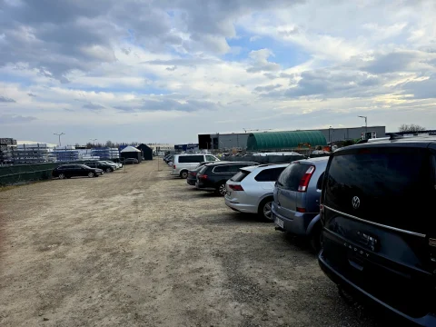 TK Parking – parking przy lotnisku Kraków Balice, zdjęcie 3