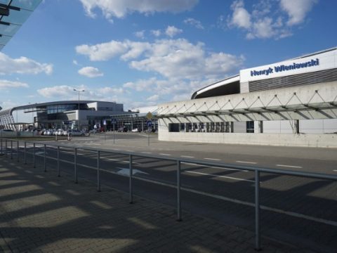VALET Parking – parking przy lotnisku Poznań Ławica, zdjęcie 3
