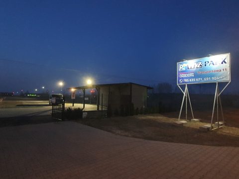WIZ-PARK – parking przy lotnisku Katowice Pyrzowice, zdjęcie 3